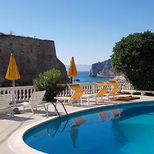 3* Hotell Park Castello